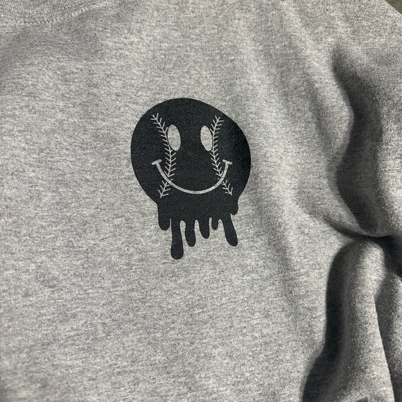 Women’s Softball Mom Sweatshirt and T Shirt lot. - Picture 3 of 6